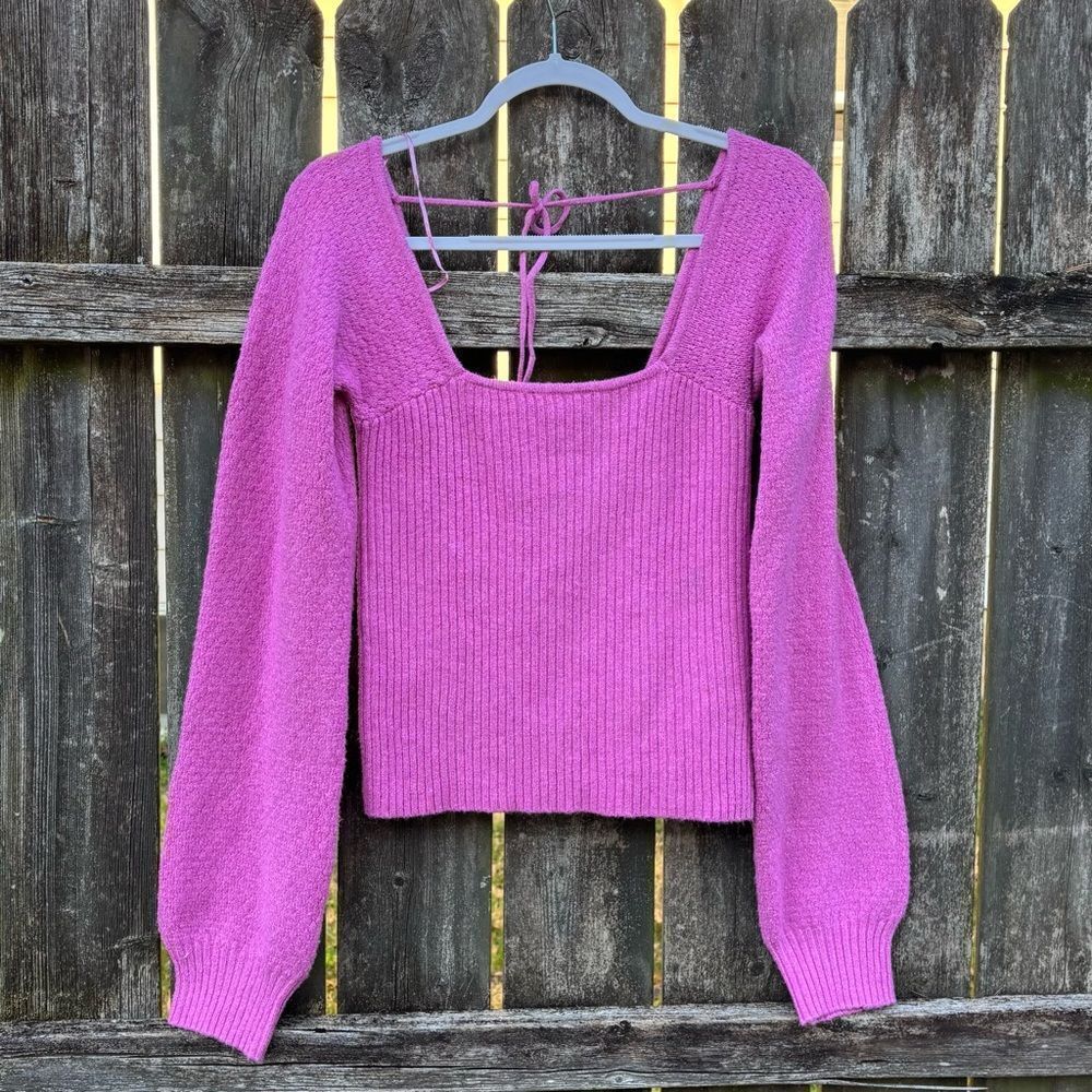 Hippie Rose Square Neck Tie Back Sweater NWT Medium